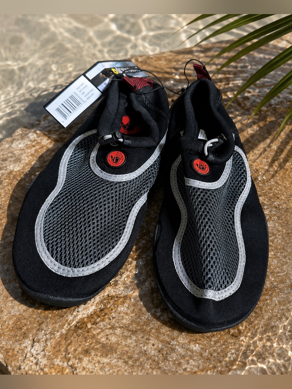 Body Glove Mens Black & Gray Mesh Water Shoes with Red Accent, Size US 10, New